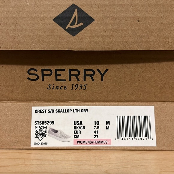 NWT - Light Gray Leather Scallop Sperry Slip-ONS - Picture 3 of 3